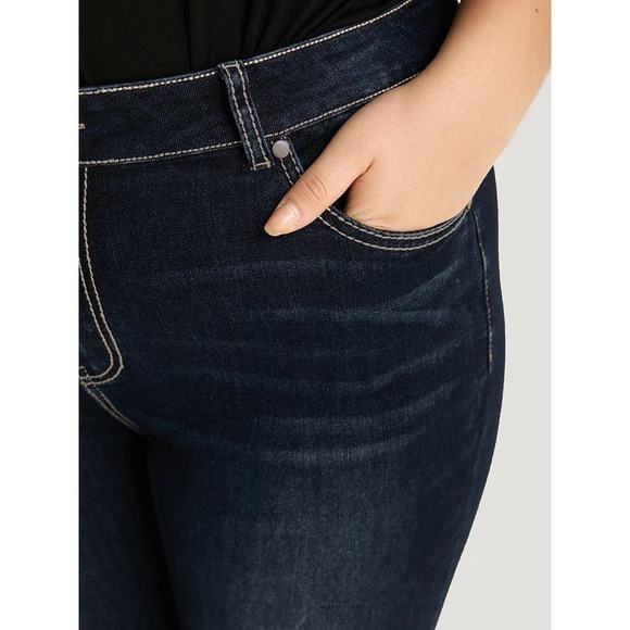 Size 14  • 1x • BloomChic • Contrast Trim Stitch Dark Wash Jeans - Indigo - Picture 6 of 8